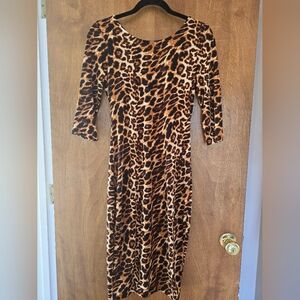 Classic leopard dress Size M